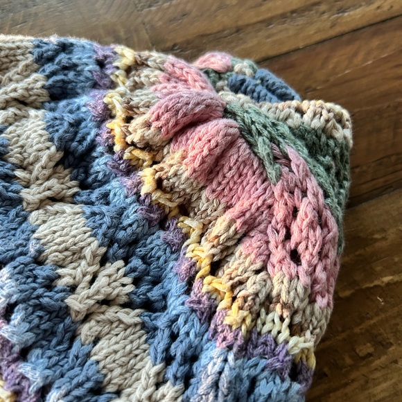 ***SOLD*** POLO RALPH LAUREN SWEATER - WOMENS MEDIUM - CROCHET PASTEL STRIPES - Picture 9 of 13